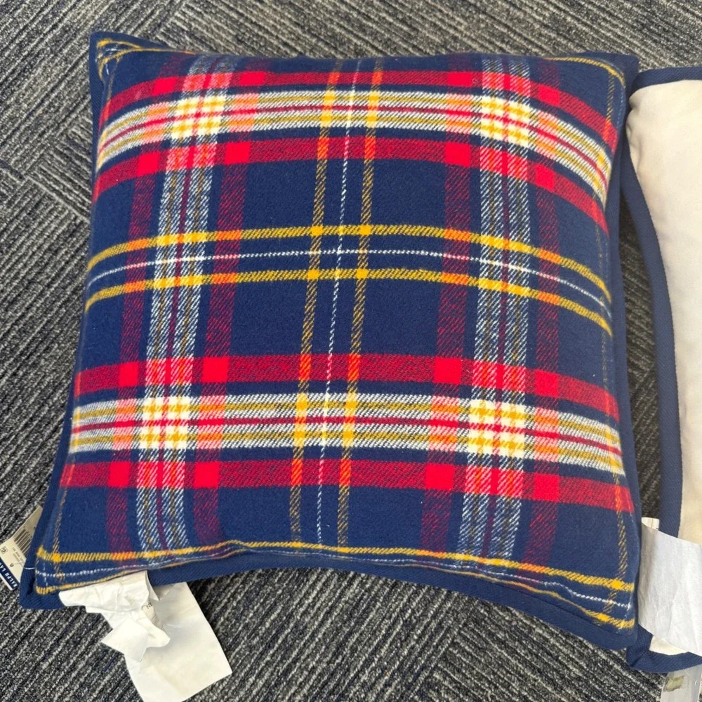 2 Ralph Lauren Polo Bear Plaid Throw Pillows Reversible Navy Blue Tartan 20x20